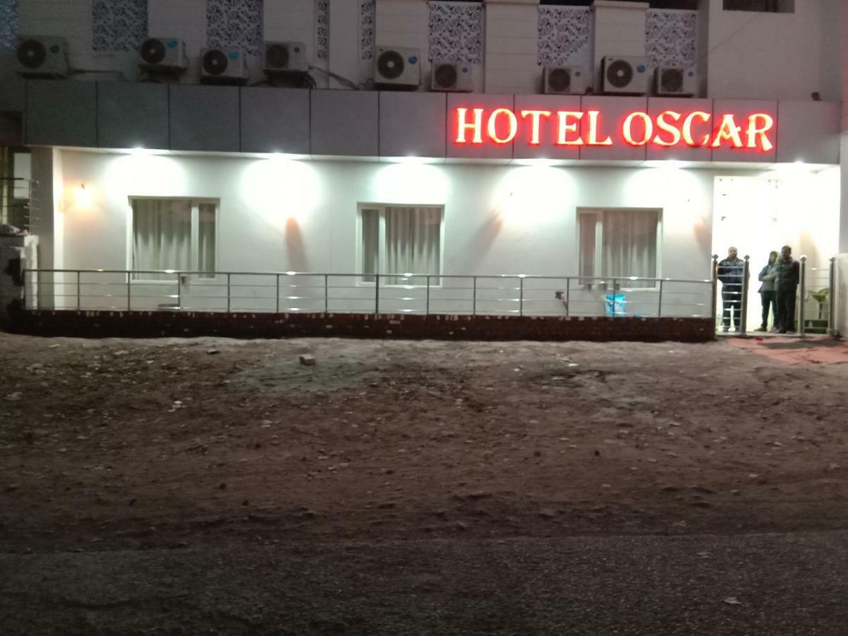 Oscar Banquet And Hotel Kālka Εξωτερικό φωτογραφία